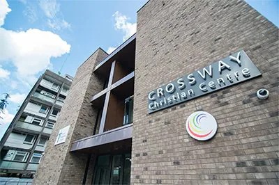 Crossway基督教中心用凯发k8国际将人们聚集在一起